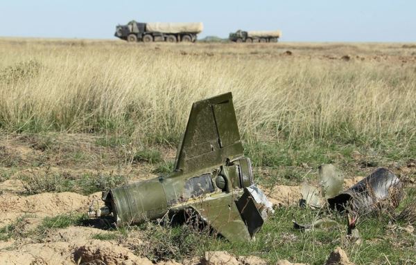 НЛО следят за всеми важными военными объектами